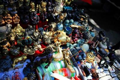 Flexible Private Guangzhou Shopping Tour with Local Shopping Guru Flexible Private Guangzhou Shopping Tour with Local Shopping Guru