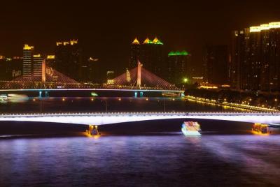 Pearl River Night Cruise & Eveing Tour in Guangzhou with Private  Pearl River Night Cruise & Eveing Tour in Guangzhou with Private