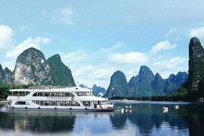 Li River Cruise with English guide/Hotel pick up to pier  Li River Cruise with English guide/Hotel pick up to pier