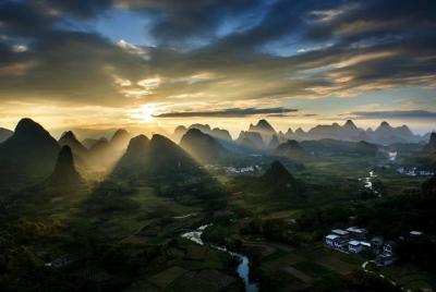Half/Full day Yangshuo Cuiping hill Sunset Private Tour Half/Full day Yangshuo Cuiping hill Sunset Private Tour