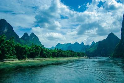 Bus Group Day Tour: Best Value Li River Cruise Bus Group Day Tour: Best Value Li River Cruise