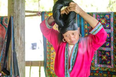 Small-Group Day Tour to Longji Rice Terraces and Ethnic Minority 