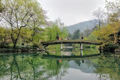 Hangzhou Private Day Tour: Highlights of the City Hangzhou Private Day Tour: Highlights of the City