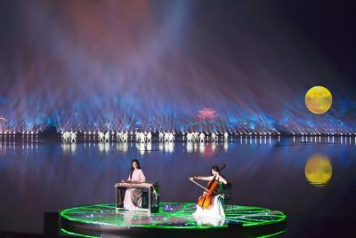 Moonlight Show on the West Lake – Impression West Lake Performanc Moonlight Show on the West Lake – Impression West Lake Performanc