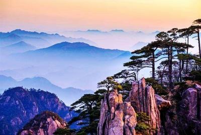 3-Day Huangshan Private Tour: Yellow Mountain, Xidi Village and Tunxi Old Street 3-Day Huangshan Private Tour: Yellow Mountain, Xidi Village and Tunxi Old Street