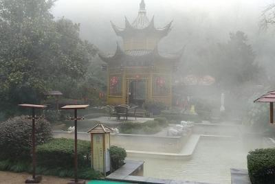 All inclusive Private night tour of Hui cuisine&Huangshan hot spring-No shopping All inclusive Private night tour of Hui cuisine&Huangshan hot spring-No shopping