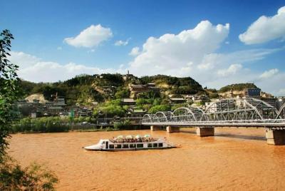 4 Hour Private Walking Tour to The Bank of Yellow River in Lanzho