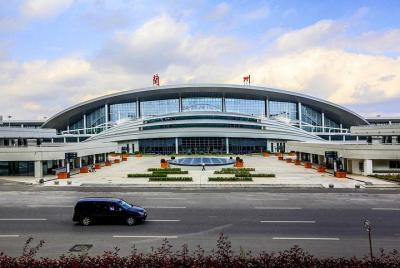 Private Airport Transfer: Lanzhou Airport to Lanzhou Hotel
