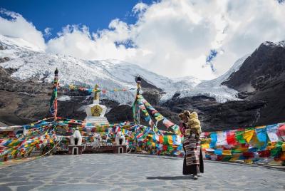 Tibet: Culture adventure and expedition to Everest Base Camp  Tibet: Culture adventure and expedition to Everest Base Camp