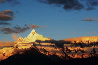 8 Days Travel to Everest Base Camp 8 Days Travel to Everest Base Camp
