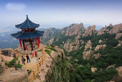 Qingdao Private Tour: City Highlights and Laoshan Mountain with L