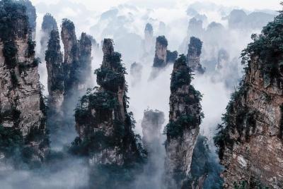Zhangjiajie Private 5-Day Tour: Tianmen Mountain and Fenghuang County Zhangjiajie Private 5-Day Tour: Tianmen Mountain and Fenghuang County