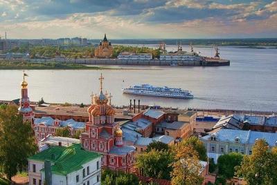 Nizhny Novgorod Highlights: Private City tour and Scenic River Bo