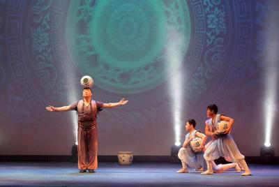 Shanghai Acrobatic Show Ticket with Private Transfer