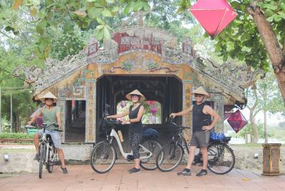 Hue Full Day By E-Bike