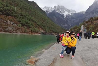 7-Days Tour from Shangri-La to Kunming and overnight in Tiger Leaping Gorge 7-Days Tour from Shangri-La to Kunming and overnight in Tiger Leaping Gorge