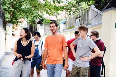  Shanghai's Century-Old Road Walking tour