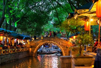Private Round-Trip Transfer between Tongli Water Town and Suzhou 