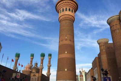 4 Hour Private Shopping Tour at Urumqi Grand Bazaar and Sightseei