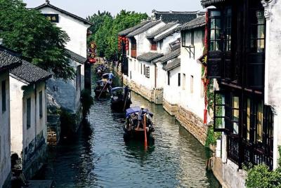 Wuxi Private Transfer to Suzhou with stop-over at Zhouzhuang Wate Wuxi Private Transfer to Suzhou with stop-over at Zhouzhuang Wate