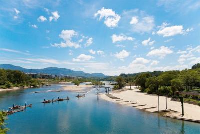 3-Day Private Tour to the World 3-Day Private Tour to the World's natural and cultural heritage Mount Wuyi