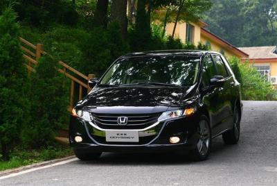 Private Transfer between Xiamen City and Gaobei Tulou Cluster Private Transfer between Xiamen City and Gaobei Tulou Cluster