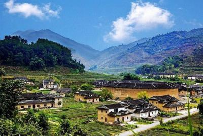 Private Transfer between Xiamen City and Hua’an Earth Building Private Transfer between Xiamen City and Hua’an Earth Building