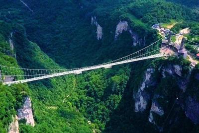  3-Day Private Tour to Zhangjiajie National Park and Glass Bridge