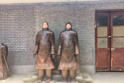 Group Tour of Terracotta Warriors Qin Shi Huang Mausoleum in Xi Group Tour of Terracotta Warriors Qin Shi Huang Mausoleum in Xi'a
