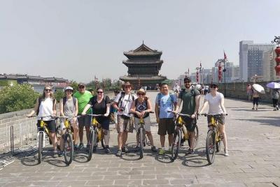 3 Hours Xi 3 Hours Xi'an Biking and Calligraphy Class