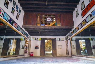 One Hour Yangshuo small group Tai Chi Courses from Yangshuo hotel