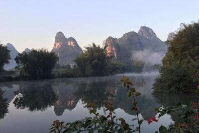 Private Half-Day Bike and Bamboo Raft Tour in Yangshuo