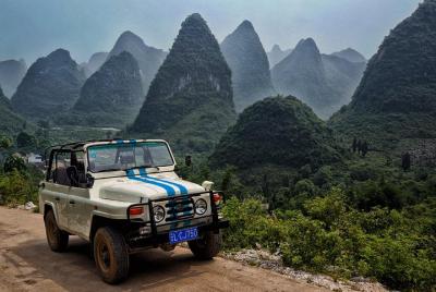 THE PEAK RIDE: Private tour in nature in vintage convertible jeep
