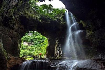 1 Day Dragon Sitting Gorge & Red Stone Geo-park TOUR! 1 Day Dragon Sitting Gorge & Red Stone Geo-park TOUR!