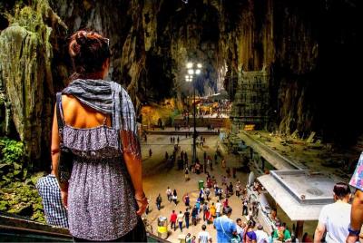 Kuala Lumpur Private Tour to Batu Caves Hotsprings And Waterfalls