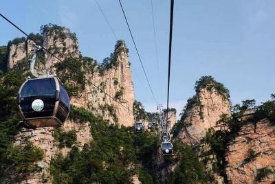 3 Full Days Private Zhangjiajie Tour with Self-selecting Hotels 3 Full Days Private Zhangjiajie Tour with Self-selecting Hotels