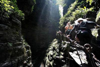 4 Day "Adventure" Tour Of West Hunan-Zhangjiajie+Sitting Dragon Gorge+Fenghuang 4 Day