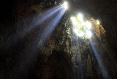 Marble Mountain & Linh Ung Pagoda Half Day Tour From Da Nang City