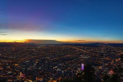 Night City Tour with Monserrate & Andres DC - Group tour with Dai