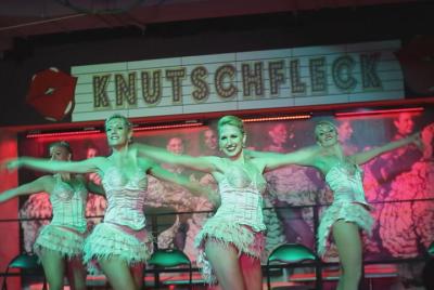 Voucher: Berlin variety show and dance party in the hickey including cocktail Voucher: Berlin variety show and dance party in the hickey including cocktail