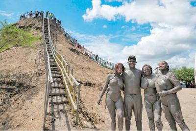 Totumo volcano tour + snack