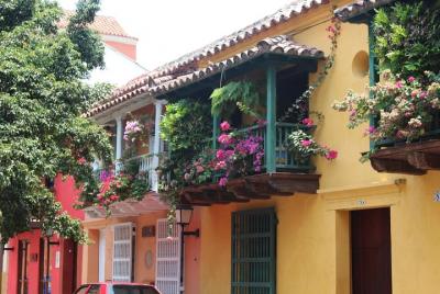 GOD 3- COLONIAL ROMANTICISM AND PASSIONS OF CARTAGENA’S PAST Shor