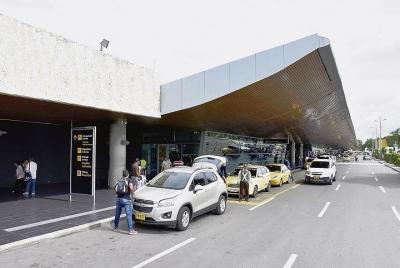 Transfer Airport / Hotel - Pier in Cartagena (Vice versa) Transfer Airport / Hotel - Pier in Cartagena (Vice versa)
