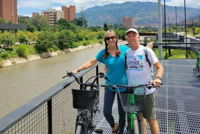 Electric Bike City Tour Medellin, Viewpoints, Local Food and Drin