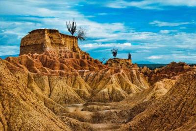 5 Days Colombia 5 Days Colombia's South - Deserts, Archeology and Indigenous