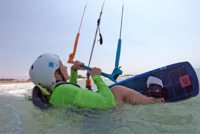 1 hour Kiteboarding Lessons 1 hour Kiteboarding Lessons