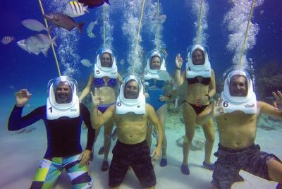 Aquanautas Helmet Diving in San Andres Aquanautas Helmet Diving in San Andres