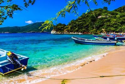 From Rodadero O Sta Marta: Parque Tayrona Playa Cristal