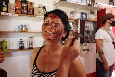 Making organic milk chocolate and visit to gorgeous waterfalls in