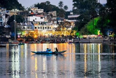 Private Same Day Tour of Mount Abu from Udaipur